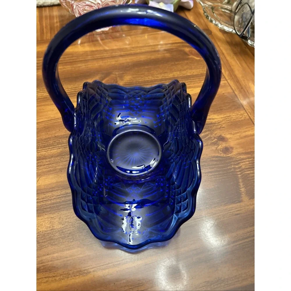 LE Smith Glass Vintage Cobalt Blue Handled Banana‎ Basket Beautiful